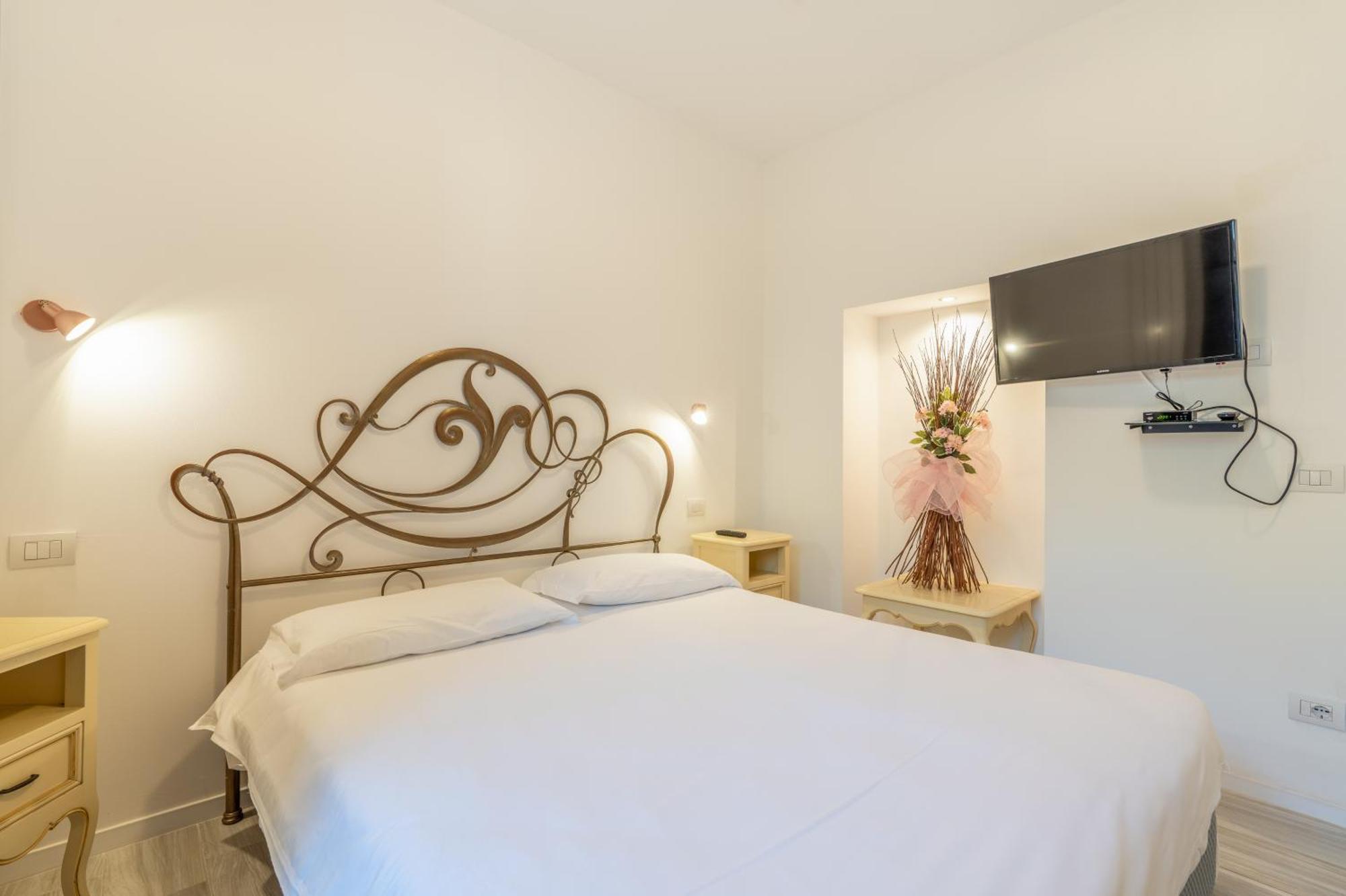 Residence Villa Il Casale - Appartamenti Wellness E Piscina Riscaldata Tovo San Giacomo Luaran gambar