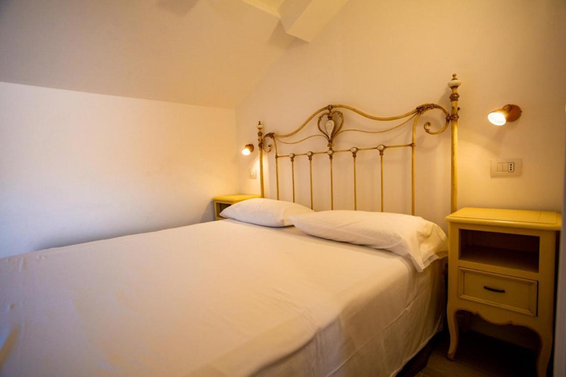 Residence Villa Il Casale - Appartamenti Wellness E Piscina Riscaldata Tovo San Giacomo Luaran gambar