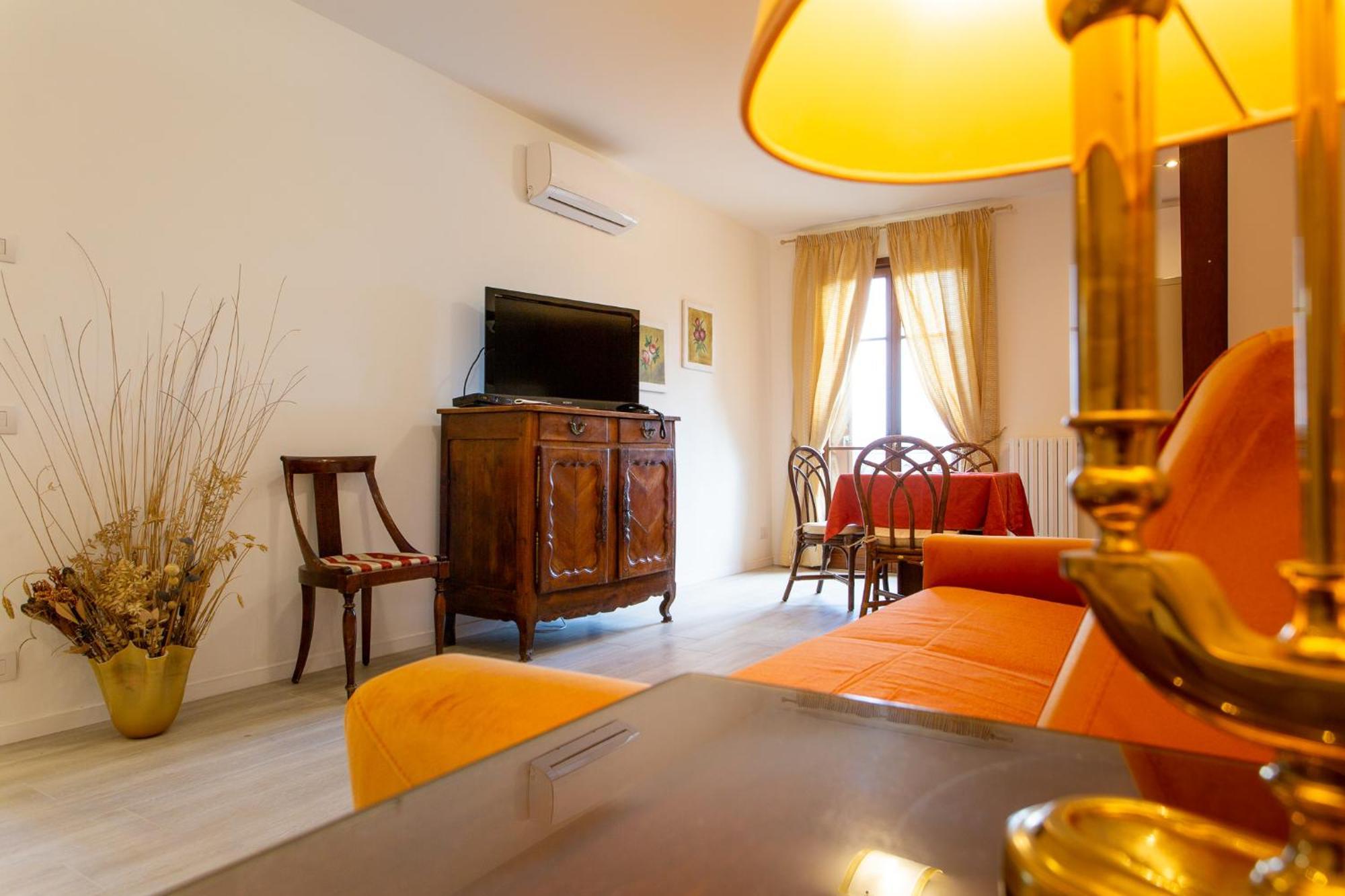 Residence Villa Il Casale - Appartamenti Wellness E Piscina Riscaldata Tovo San Giacomo Luaran gambar