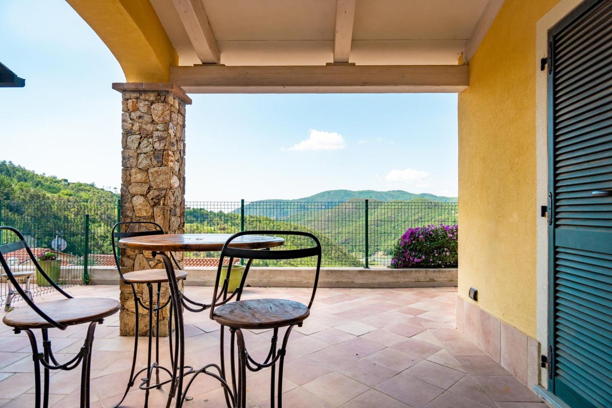Residence Villa Il Casale - Appartamenti Wellness E Piscina Riscaldata Tovo San Giacomo Luaran gambar